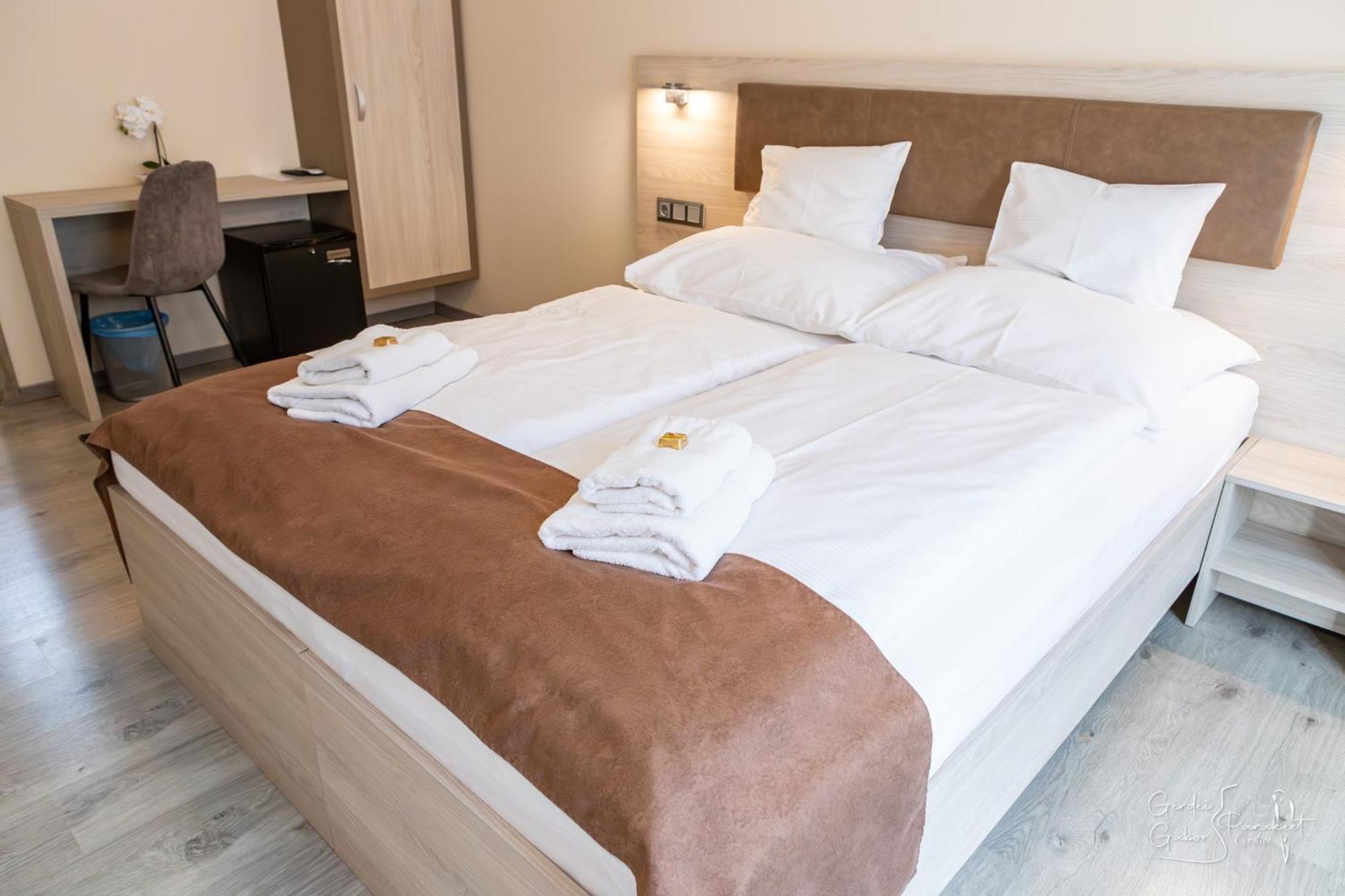 Bed and Breakfast Ludvig Panzio Виллань Экстерьер фото